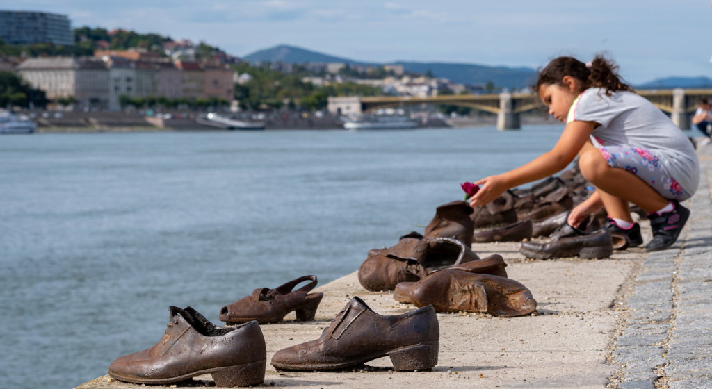 shoes_danube_istock-1437258762.jpg
